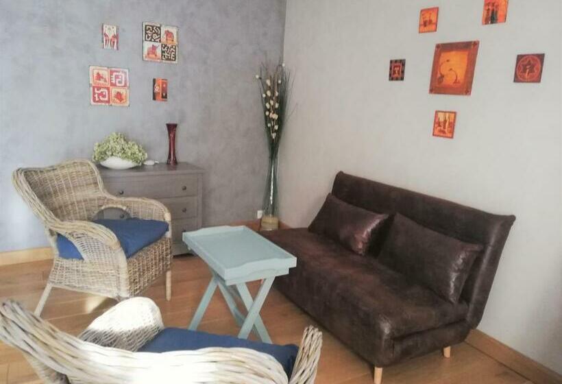 مبيت وإفطار La Goutadou