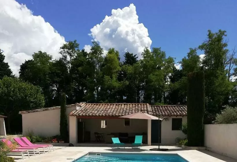 Aamiaismajoitus (B&B) La Goutadou