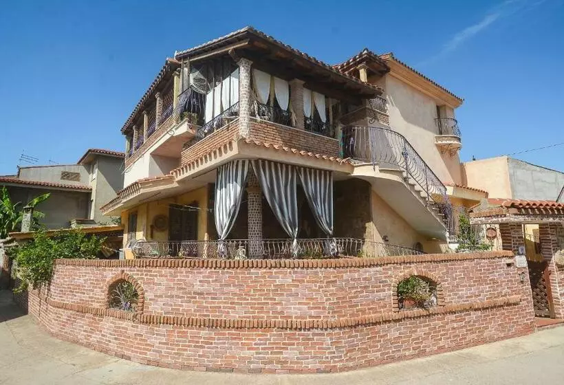 ベッドアンドブレックファースト Sa Reposada