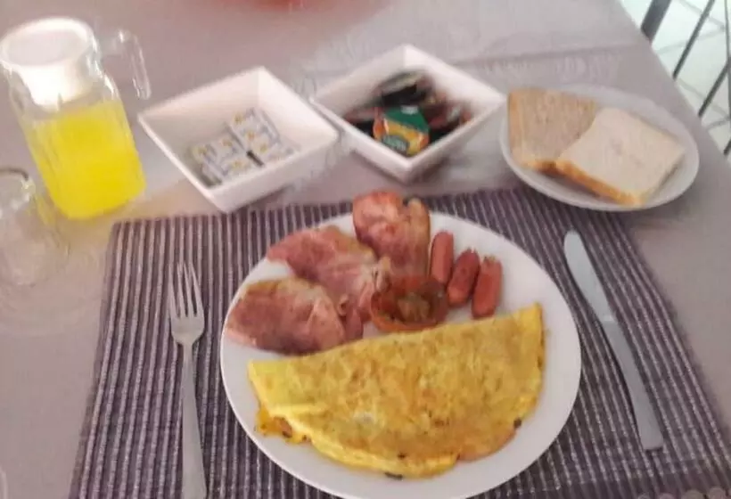 ペンション 52 Oaks Guest House