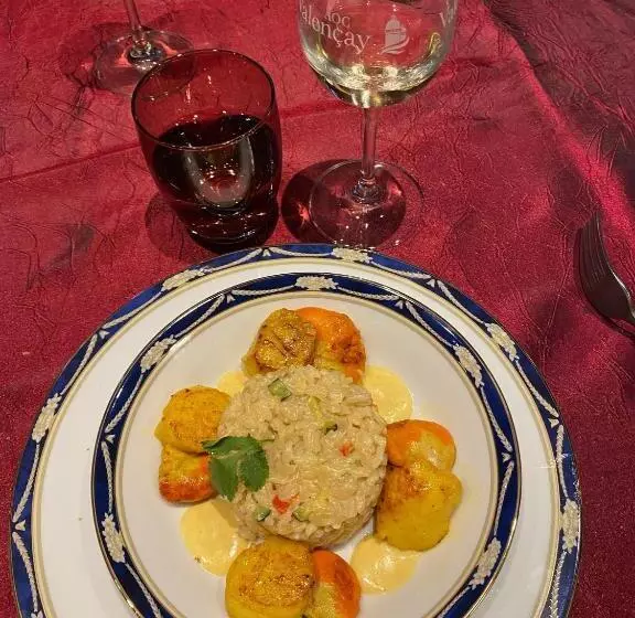 Majatalo La Mare Aux Bambous