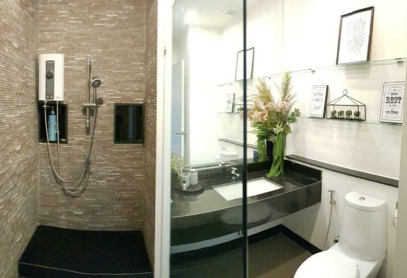 אתר נופש The Midst@ Royal Hills Nakornayok