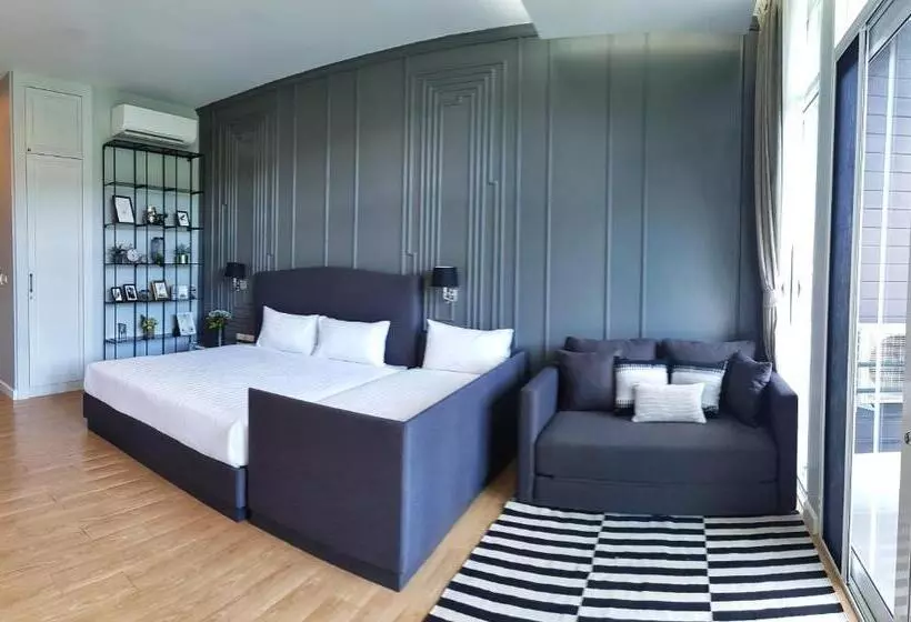 リゾートホテル The Midst@ Royal Hills Nakornayok