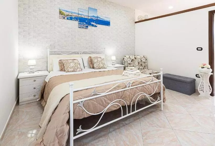 B&b Vesuvian Stone