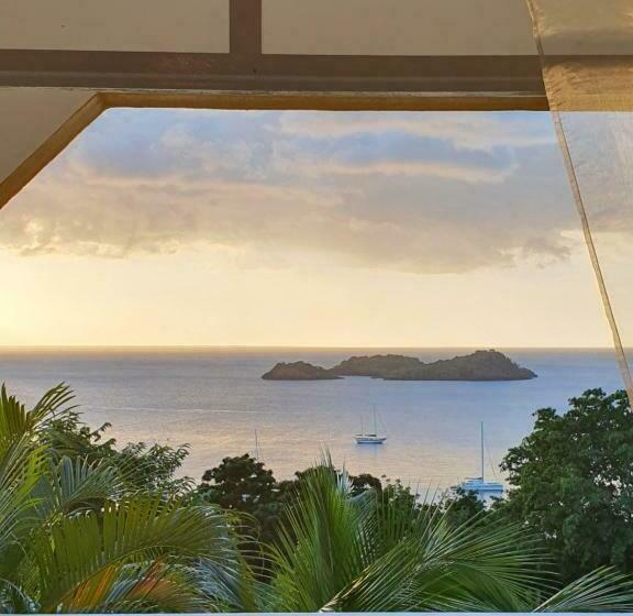 تختخواب و صبحانه Gite Mayo & Hylode S Song