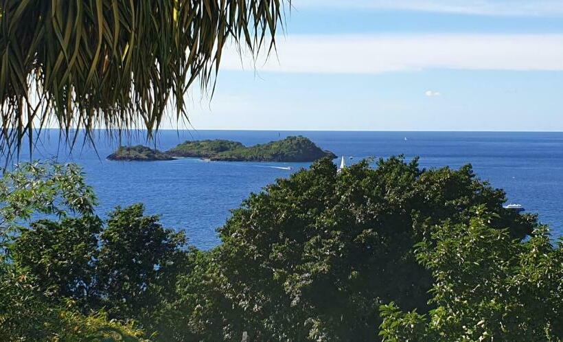 تختخواب و صبحانه Gite Mayo & Hylode S Song