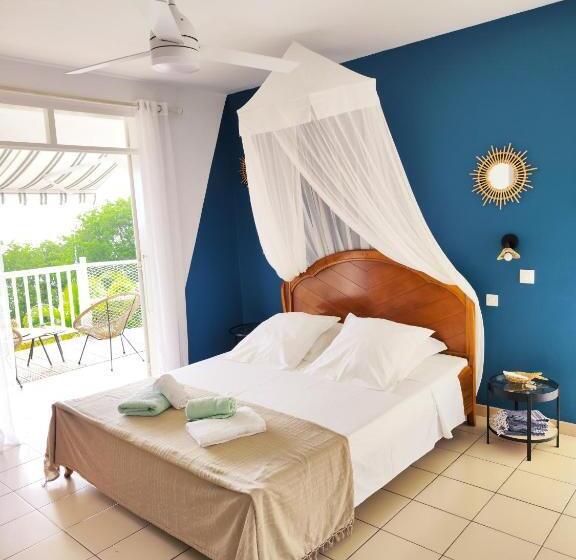 تختخواب و صبحانه Gite Mayo & Hylode S Song