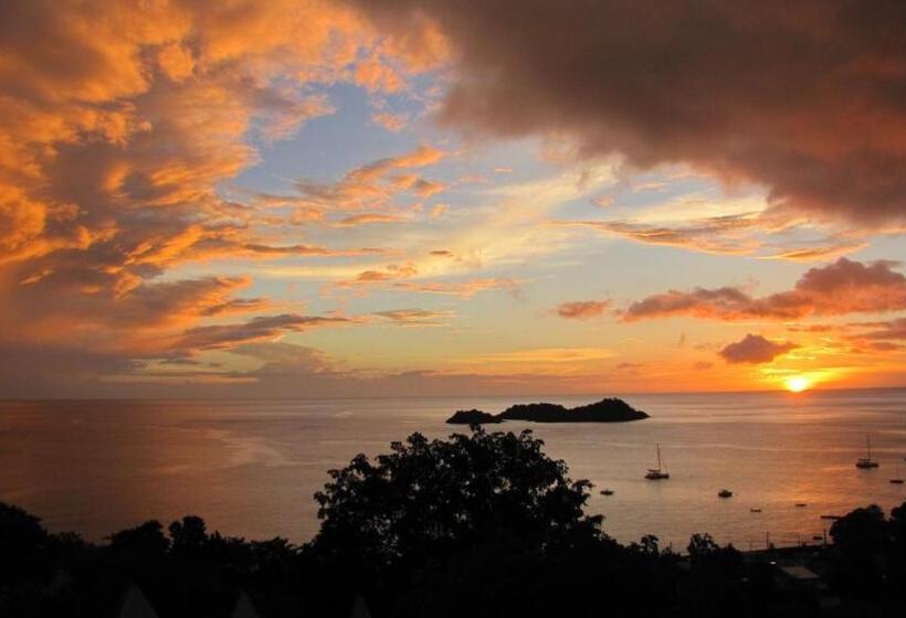 تختخواب و صبحانه Gite Mayo & Hylode S Song