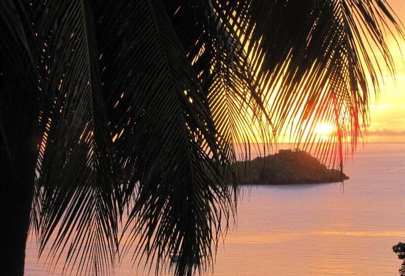 تختخواب و صبحانه Gite Mayo & Hylode S Song