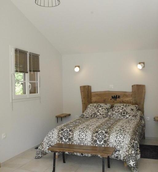 Bed and Breakfast Les Chambres D Ausilia