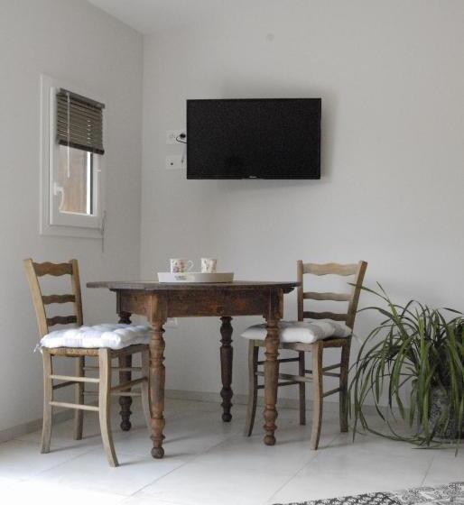 Bed and Breakfast Les Chambres D Ausilia