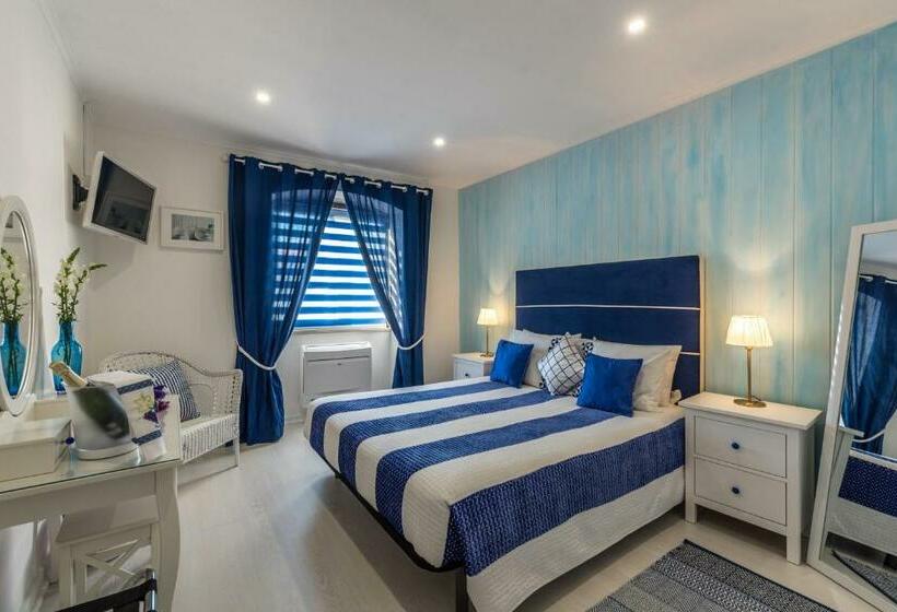 تختخواب و صبحانه Suites @ Portarade