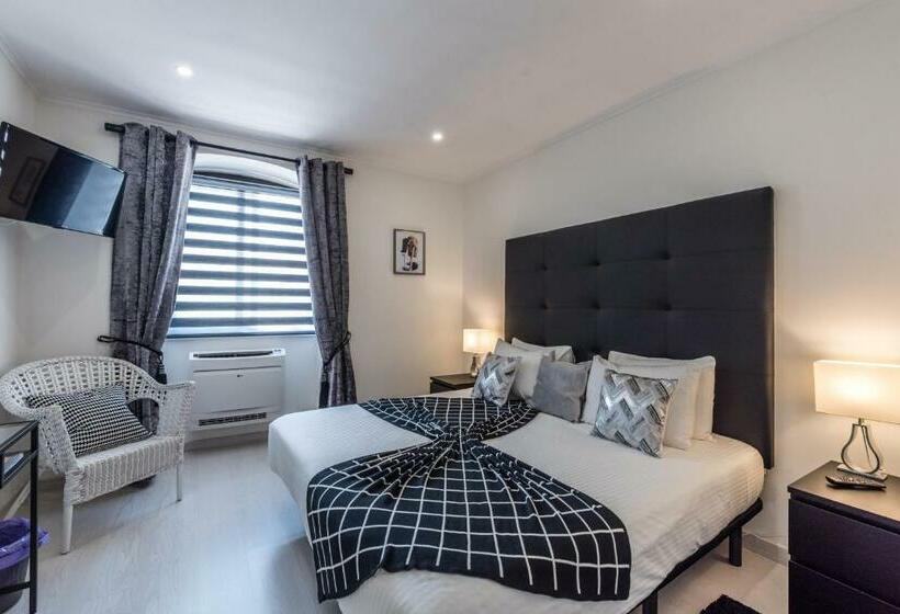 تختخواب و صبحانه Suites @ Portarade