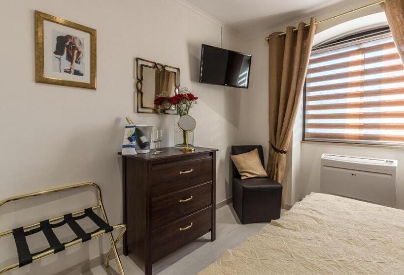 تختخواب و صبحانه Suites @ Portarade