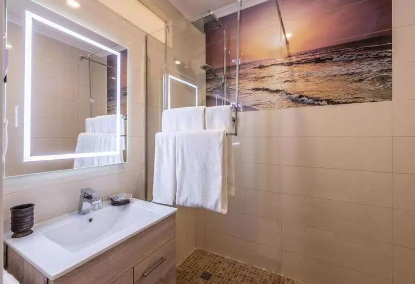 ベッドアンドブレックファースト Suites @ Portarade