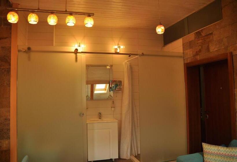 膳宿费 Ema Artistic House