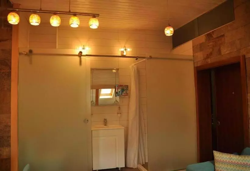 پانسیون Ema Artistic House