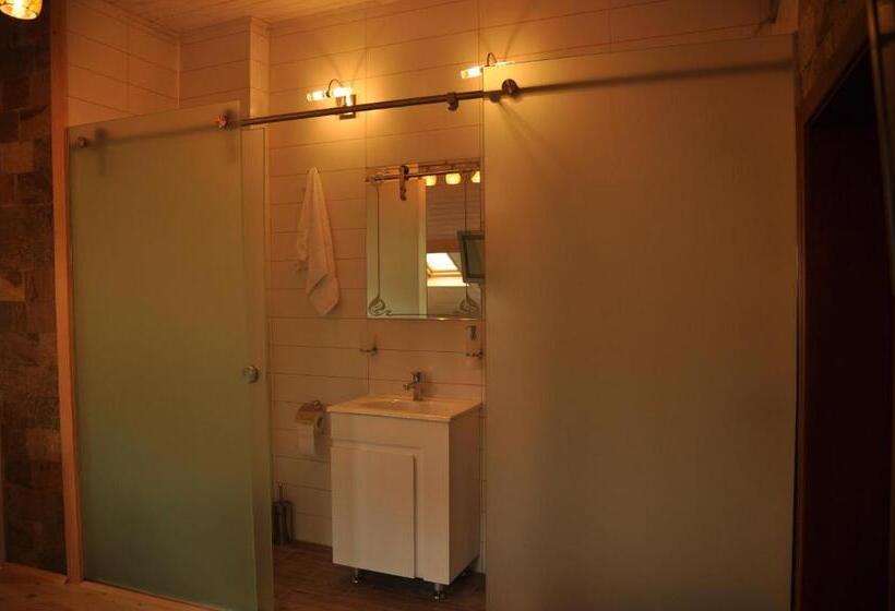 膳宿费 Ema Artistic House