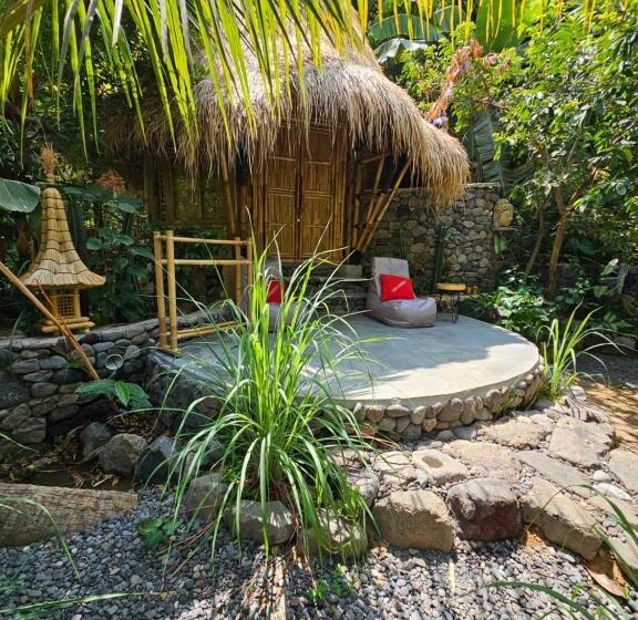 Пансион Les Garden Villa