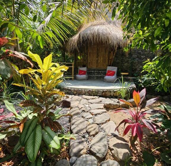 Пансион Les Garden Villa