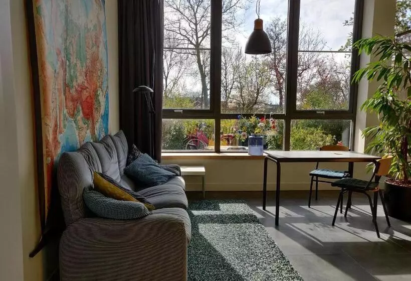 ペンション Logement De School Middelburg
