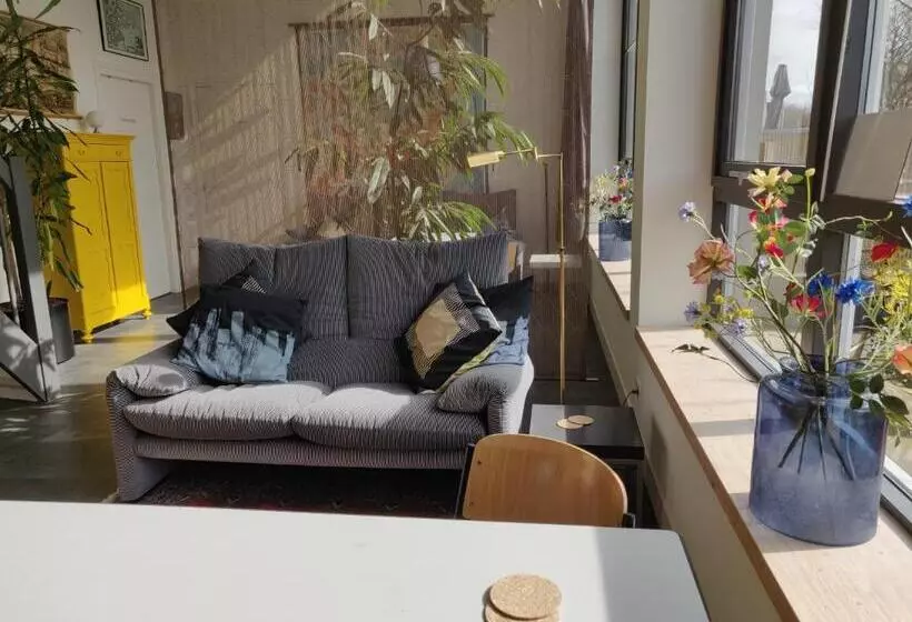 ペンション Logement De School Middelburg