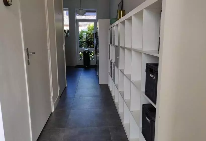 ペンション Logement De School Middelburg