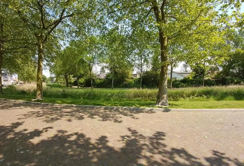 ペンション Logement De School Middelburg