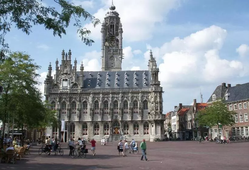 ペンション Logement De School Middelburg