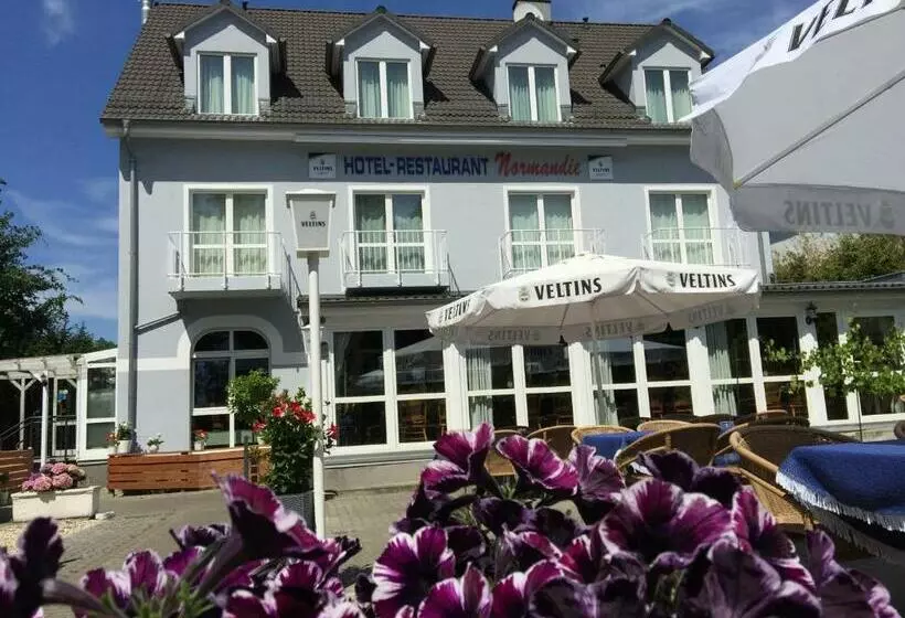 ペンション Restaurant Normandie