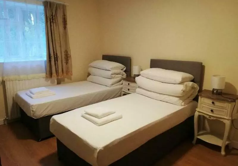 Majatalo Robinhill Garden