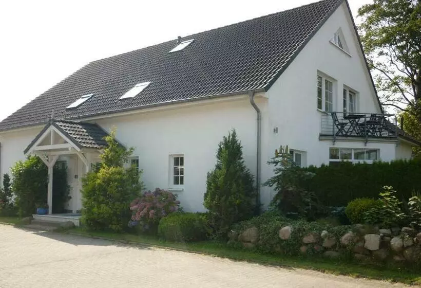 Pension Zum Leuchtturm