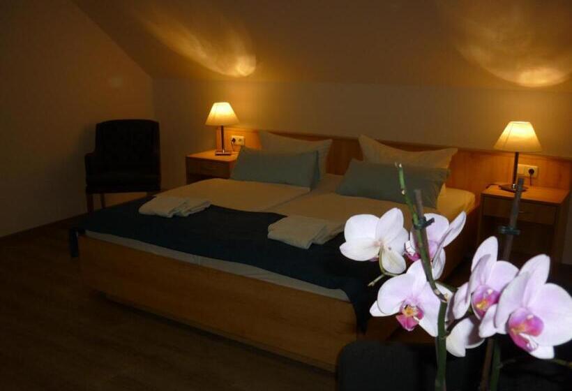 Pension Zum Leuchtturm