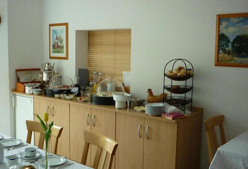 Pension Zum Leuchtturm