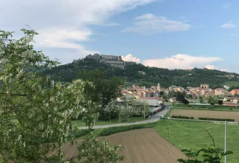 تختخواب و صبحانه Cascina Angela