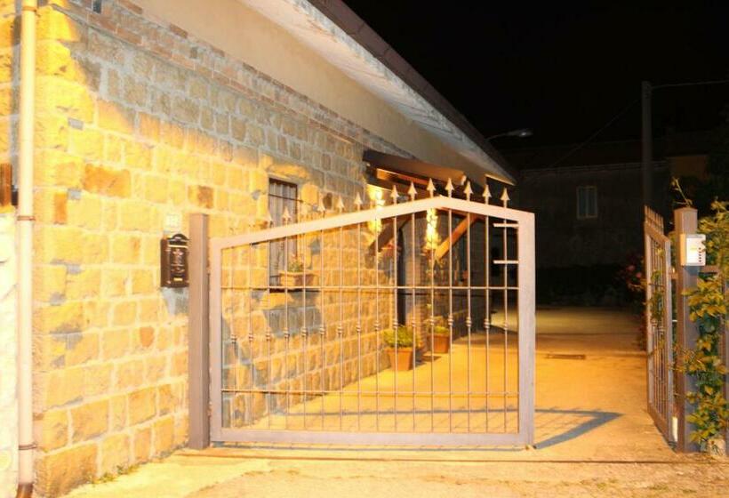 ベッドアンドブレックファースト Cielo Stellato