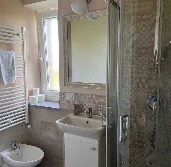 مبيت وإفطار L Antico Gelso