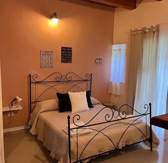 مبيت وإفطار L Antico Gelso