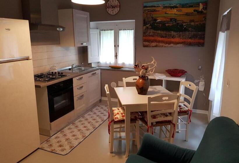 مبيت وإفطار L Antico Gelso