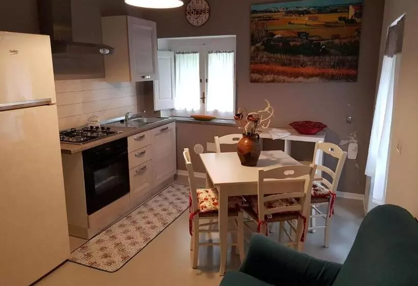 Aamiaismajoitus (B&B) L Antico Gelso