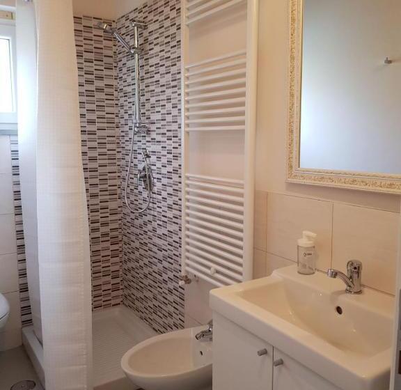 مبيت وإفطار L Antico Gelso