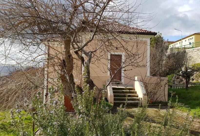 مبيت وإفطار L Antico Gelso