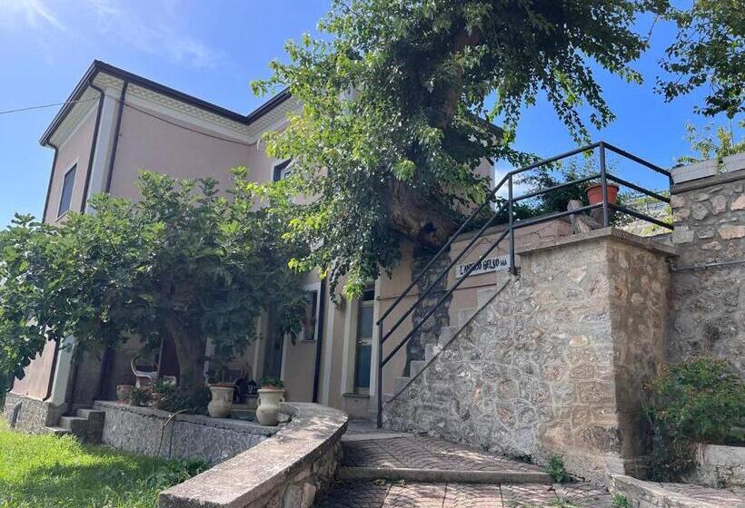 مبيت وإفطار L Antico Gelso