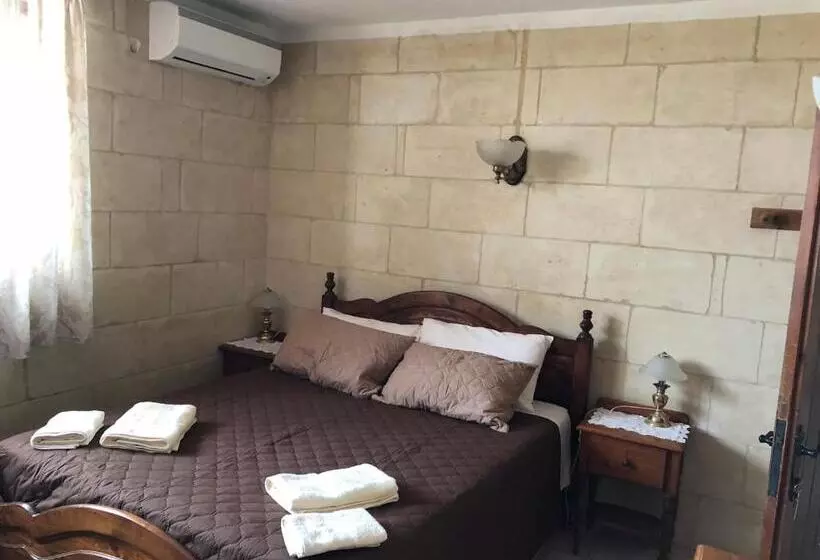 تختخواب و صبحانه La Fenice By Giancarlo