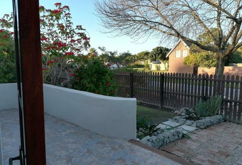 Bed & Breakfast Longships Sanctuary