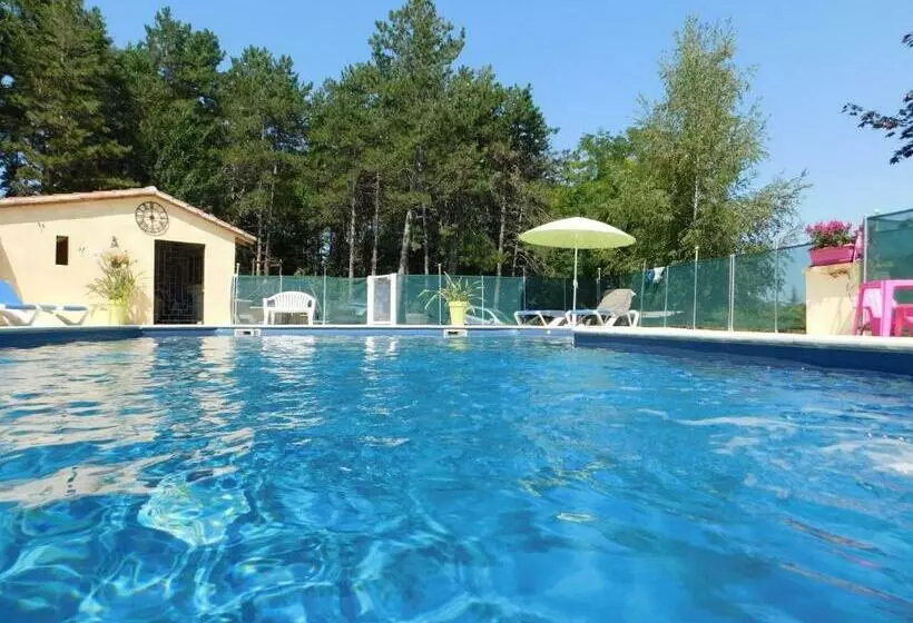 ベッドアンドブレックファースト Roquebrune