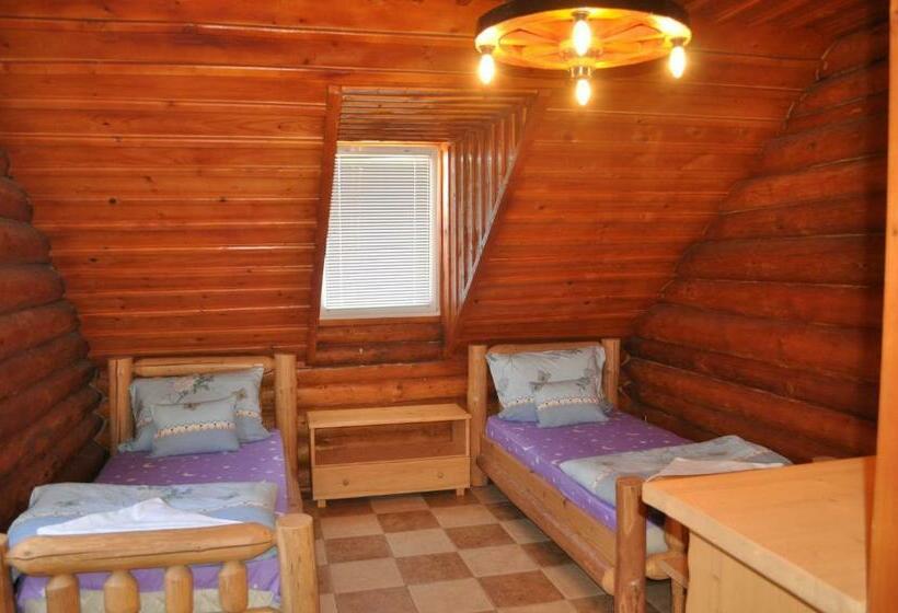 צימר Rönk Wellness Panzió Mezőpeterd