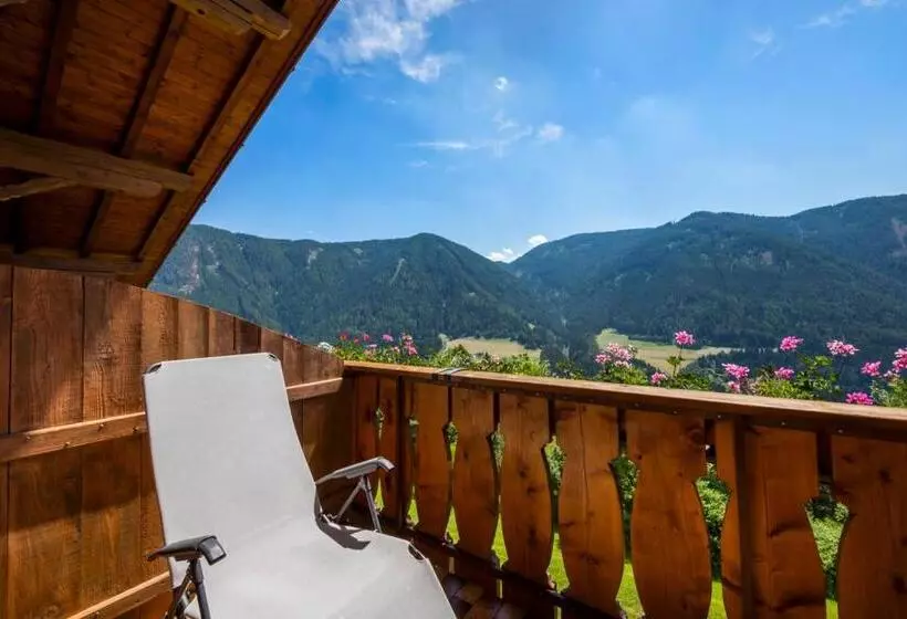 Hotelli Thalerhof Tiers