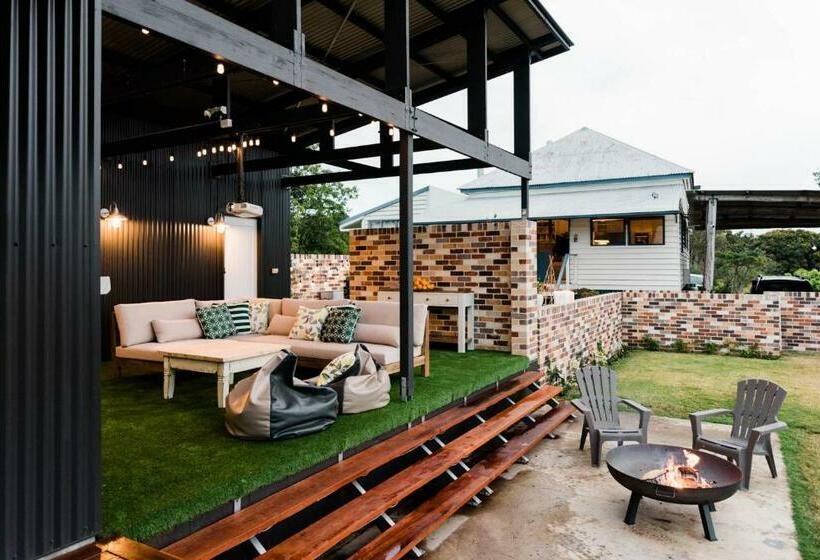 Hotelli Thirlestane Farm Cottage & Barn