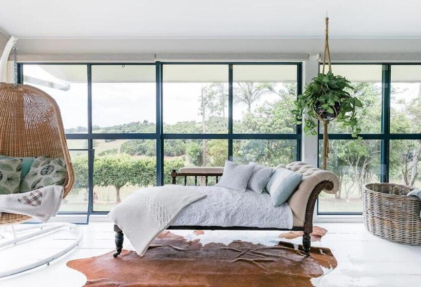 Hotelli Thirlestane Farm Cottage & Barn